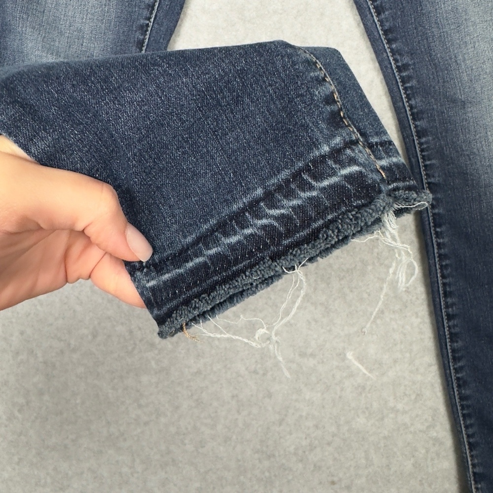 Articles Of Society‎ Jeans Womens 26 Skinny Dark Wash Frayed Hem Blue Denim - Picture 2 of 14